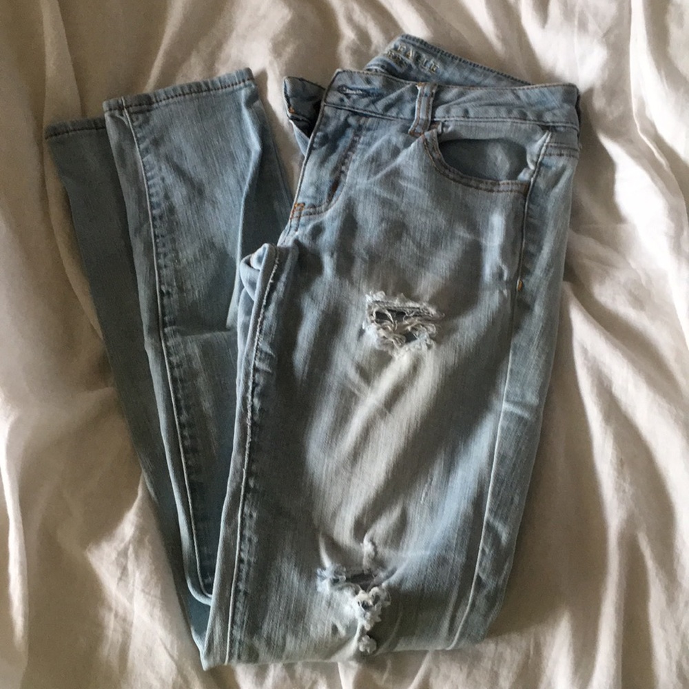 American eagle Distressed Jeans
